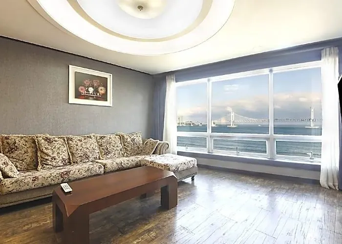 Bridge Hotel Busan